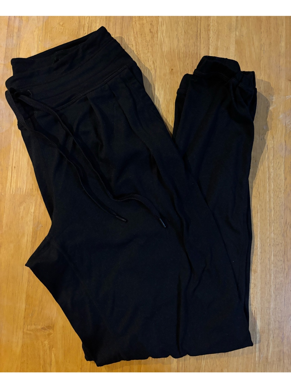 Black Lole Joggers